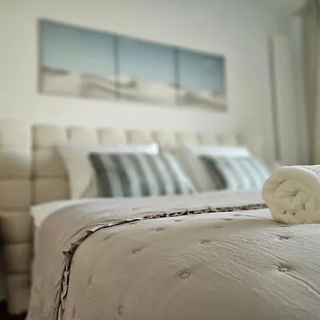 Eurovea Tower - Luxury In Heaven Apartment Bratislava